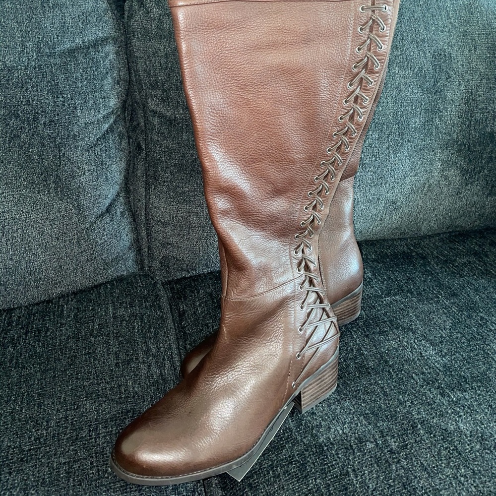 Vine Camuto Boots NTW